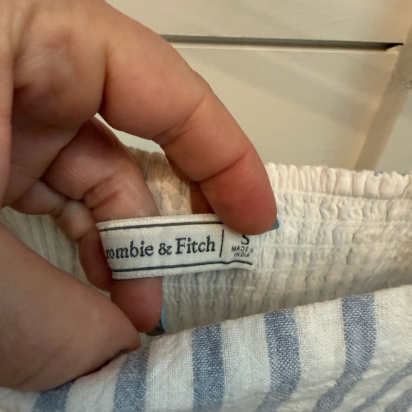 Abercrombie & Fitch women’s light Blue & White Striped Dress with Tie Straps - Picture 9 of 17